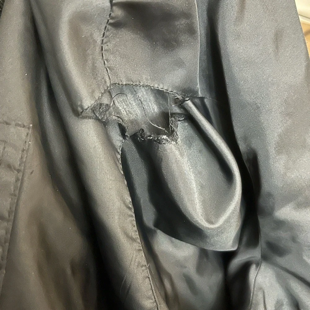 Vintage 80s Members Only Classic Black Bomber Jacket - Picture 6 of 7